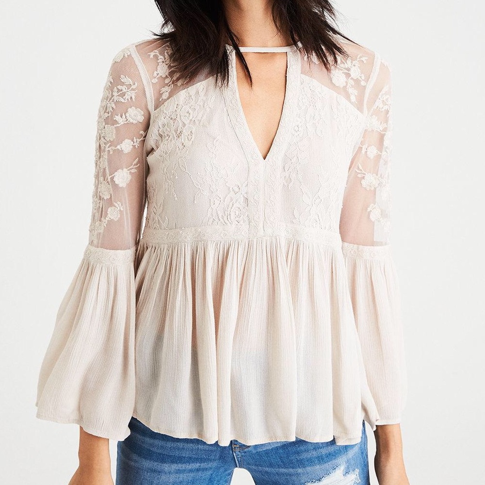 American Eagle outfitters embroidered lace top